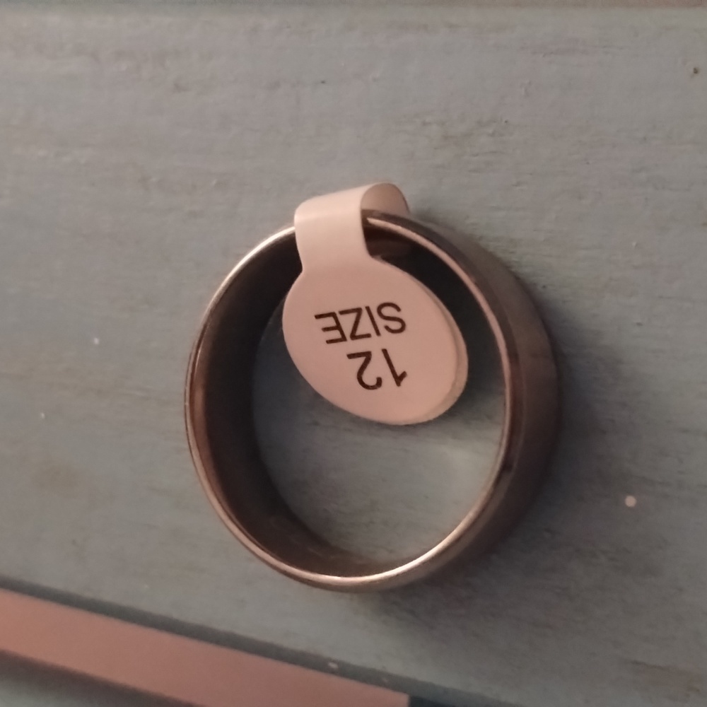 Men's ring